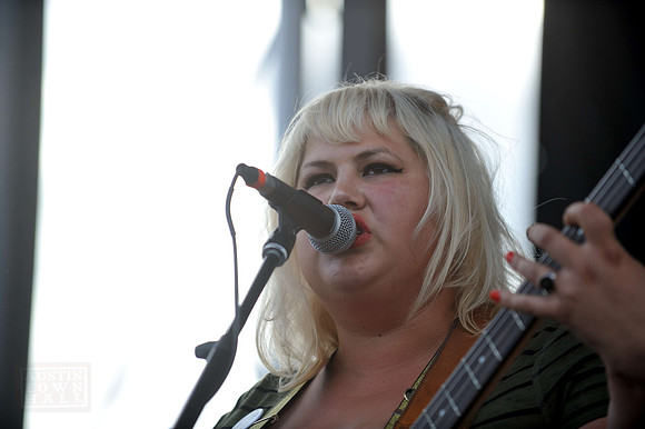 Shannon and the Clams