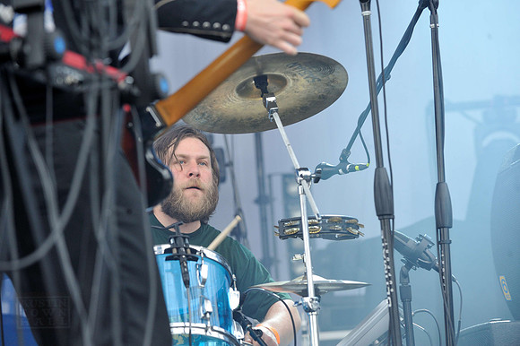 The Besnard Lakes