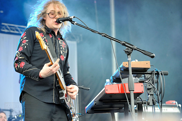 The Besnard Lakes