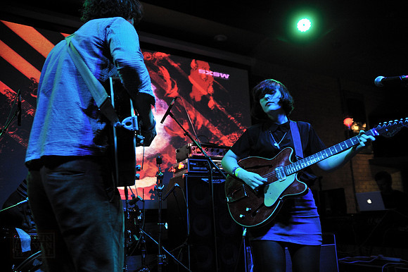 Veronica Falls at Latitude 30