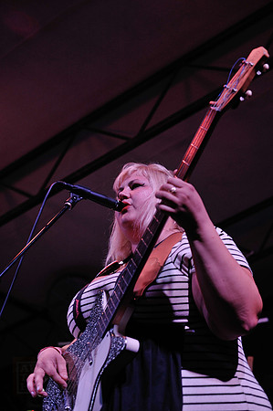 Shannon and The Clams