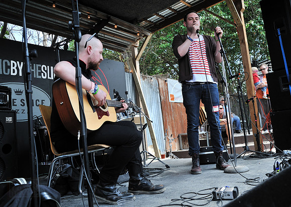 Twilight Sad (acoustic) at Home Slice