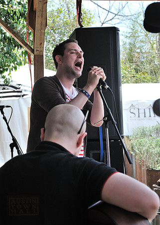 Twilight Sad (acoustic) at Home Slice