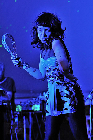 Little Dragon at Lustre Pearl
