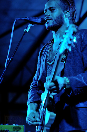 Twin Shadow