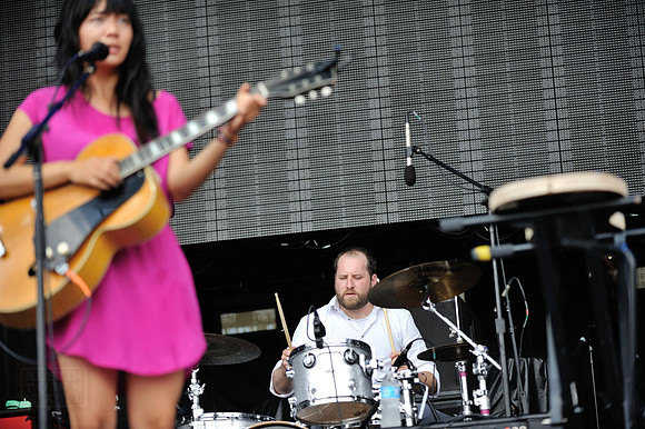 Thao & The Get Down Stay Down