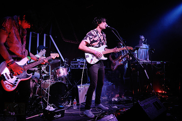 White Arrows