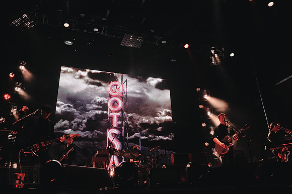 Queens of the Stone Age