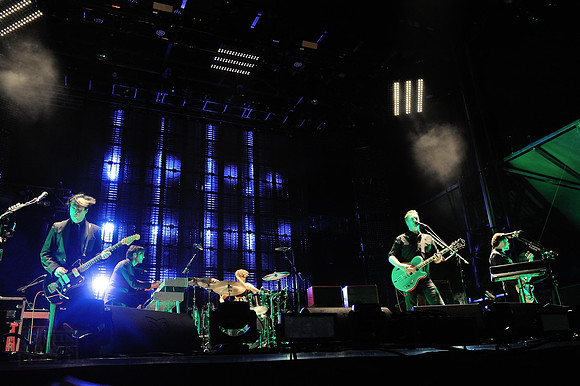 Queens of the Stone Age