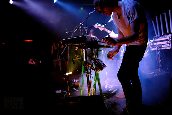 White Arrows