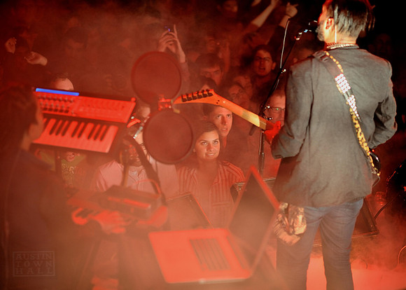 Twin Shadow