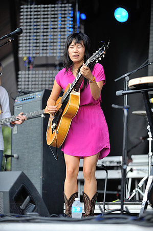 Thao & The Get Down Stay Down