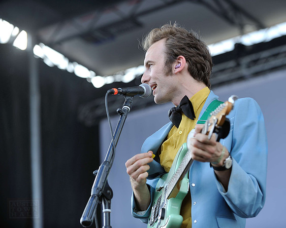 Shannon and the Clams