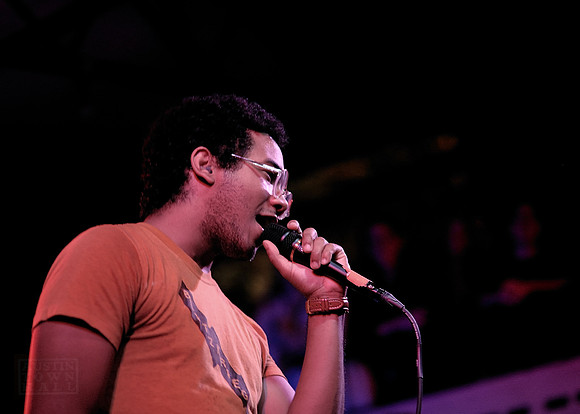 Toro Y Moi