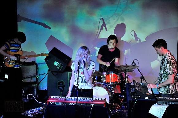 Still Corners