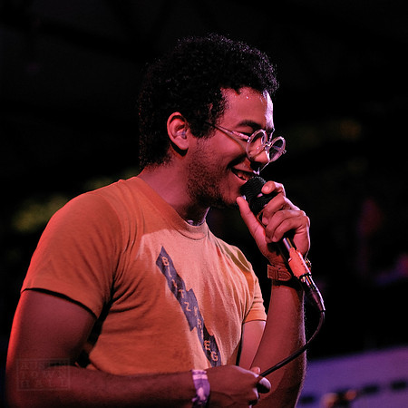 Toro Y Moi