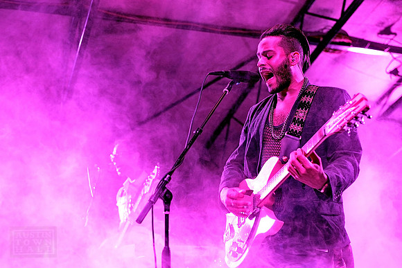 Twin Shadow
